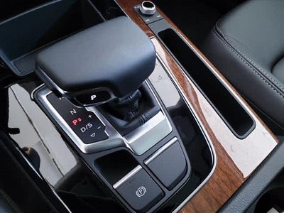 2024 Audi Q5 Premium 40 TFSI quattro