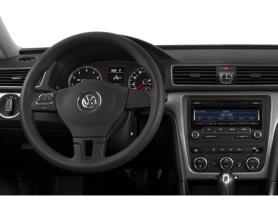 2015 Volkswagen Passat 4dr Sdn 2.0L TDI DSG SEL Premium