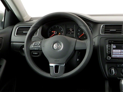 2011 Volkswagen Jetta 4dr Auto SE w/Convenience PZEV