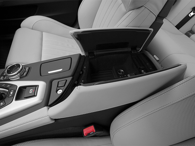 2014 BMW M5 4dr Sdn