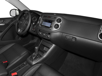 2016 Volkswagen Tiguan 4MOTION 4dr Auto SEL