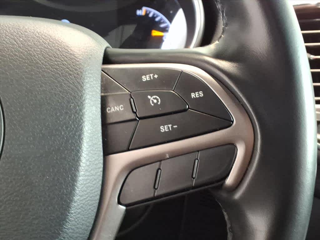 2020 Jeep Grand Cherokee Laredo E 4x4