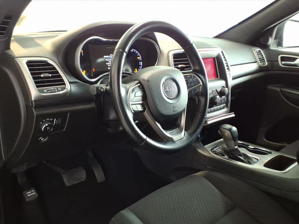 2020 Jeep Grand Cherokee Laredo E 4x4