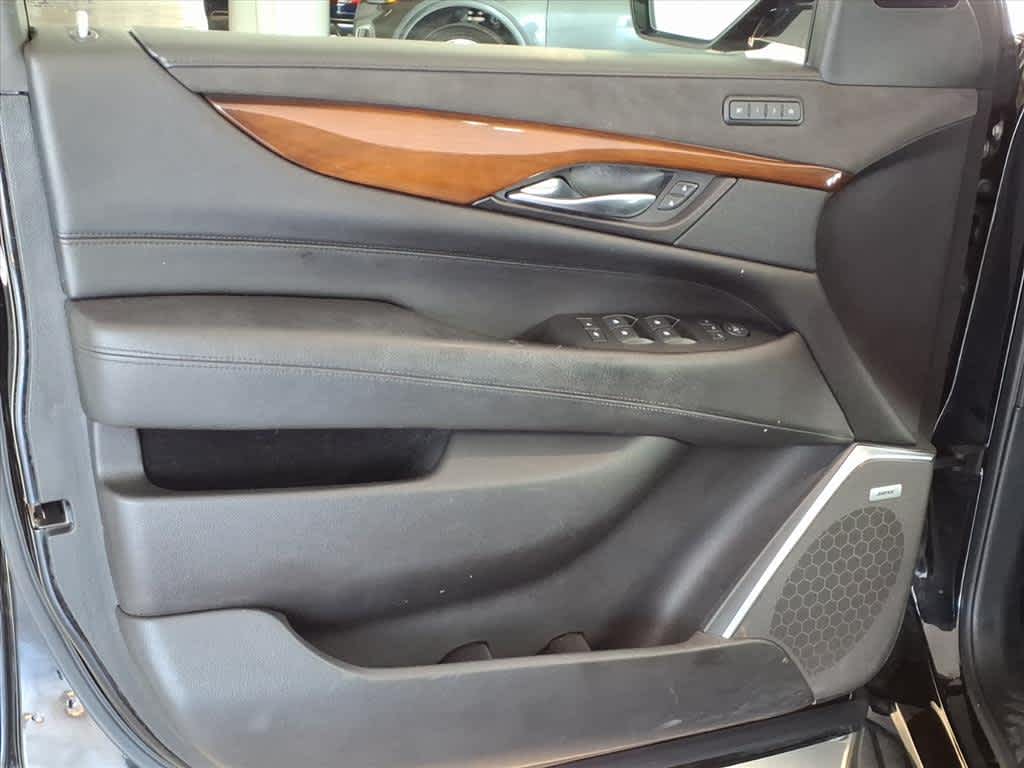 2020 Cadillac Escalade 2WD 4dr Luxury