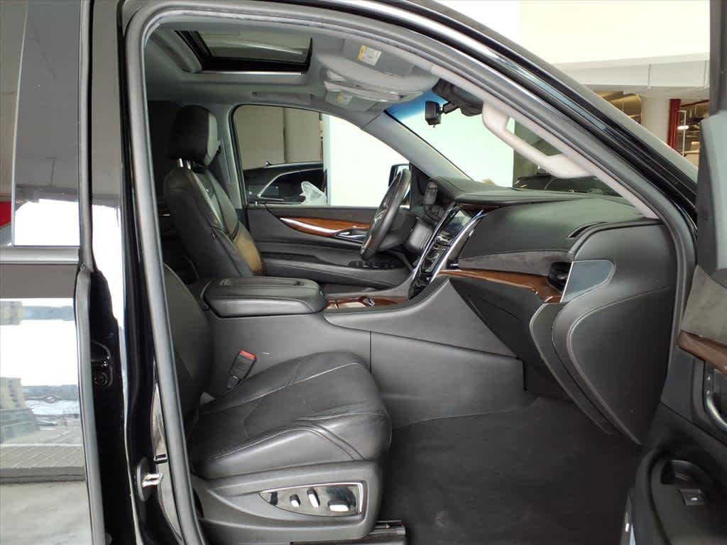 2020 Cadillac Escalade 2WD 4dr Luxury