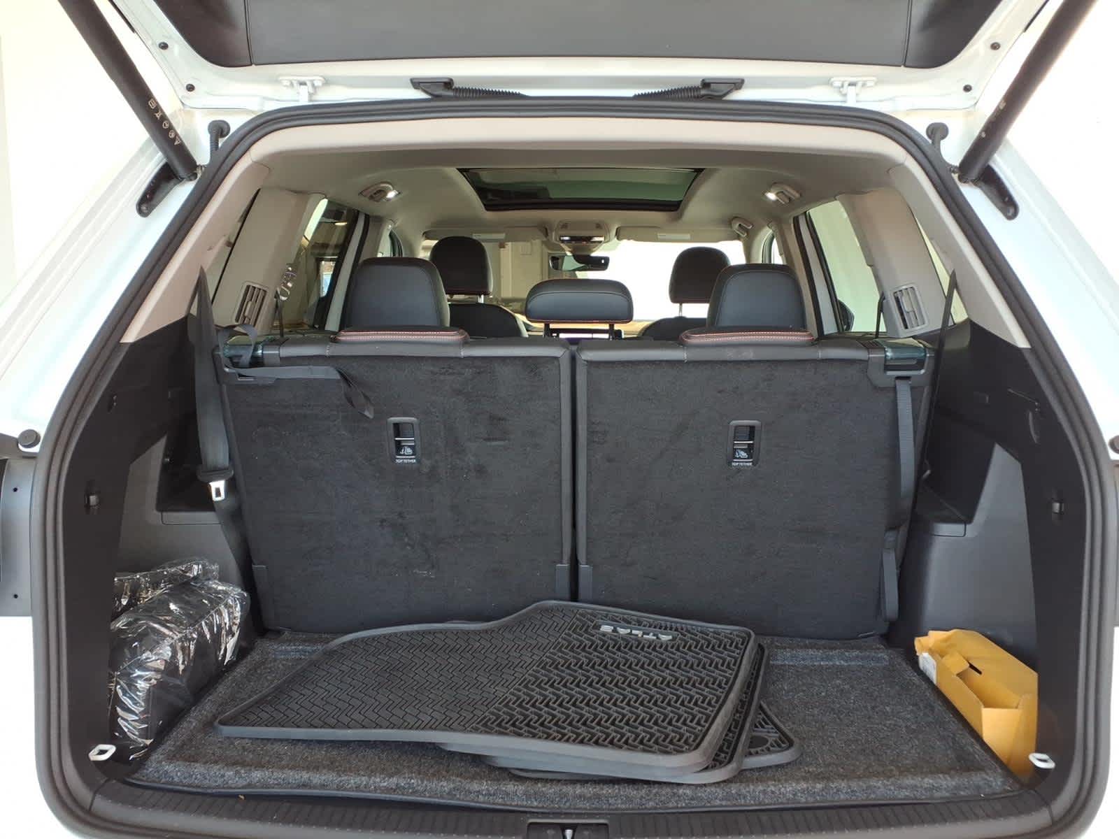 2026 Volkswagen Atlas 2.0T Peak Edition 4MOTION