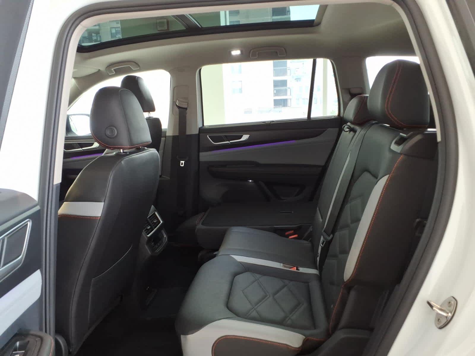 2026 Volkswagen Atlas 2.0T Peak Edition 4MOTION