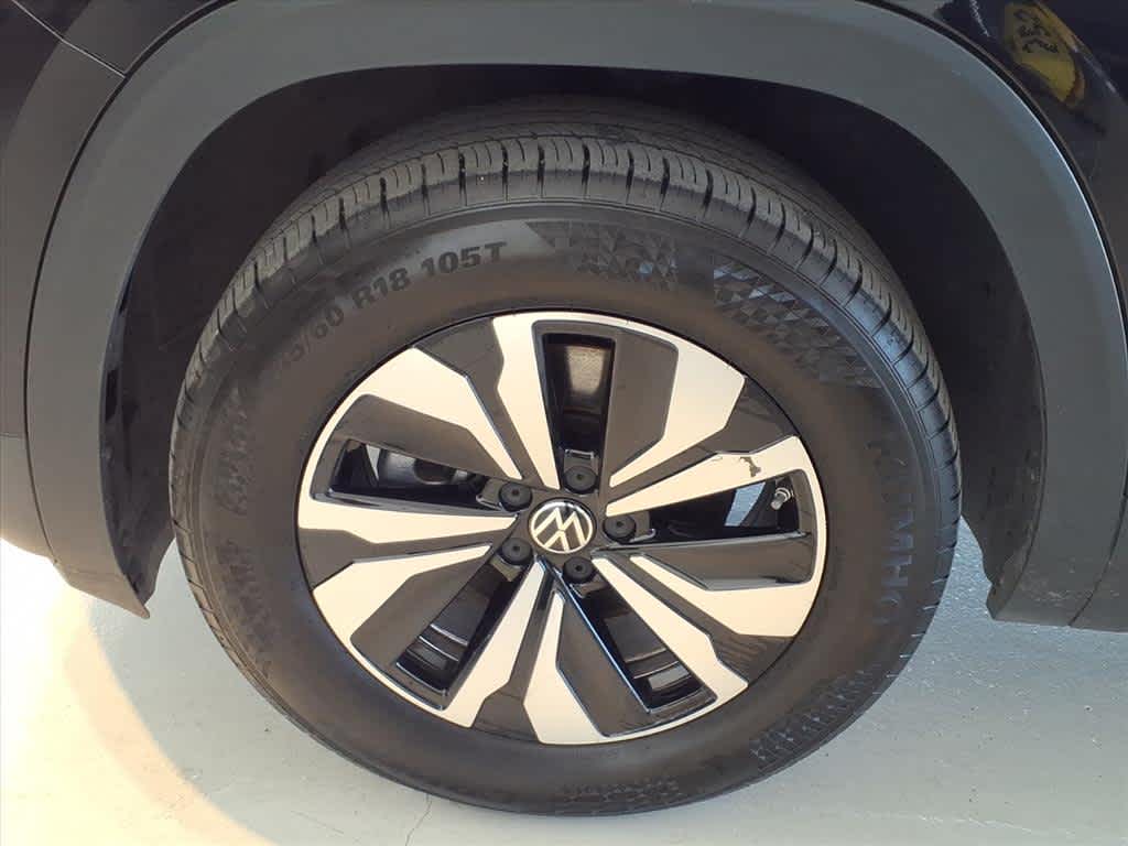 2024 Volkswagen Atlas Cross Sport 2.0T SE FWD