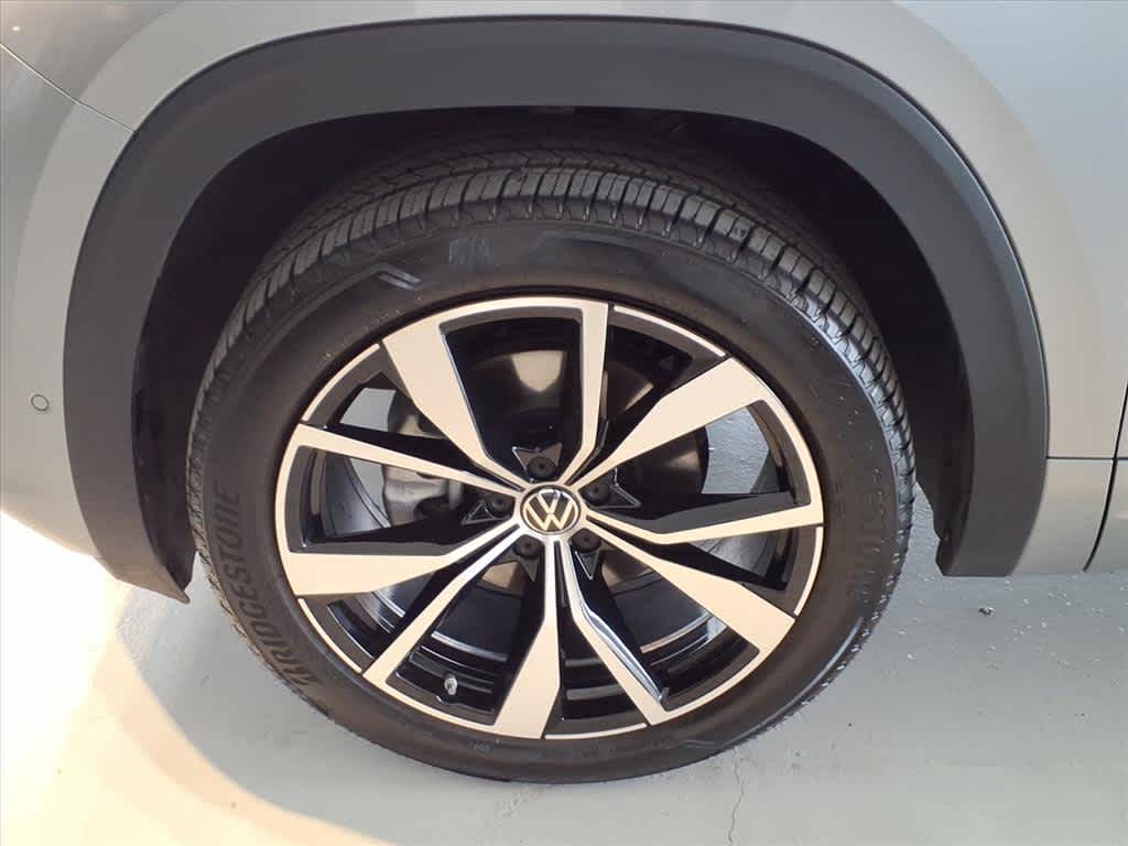 2025 Volkswagen Atlas 2.0T SEL Premium R-Line 4MOTION