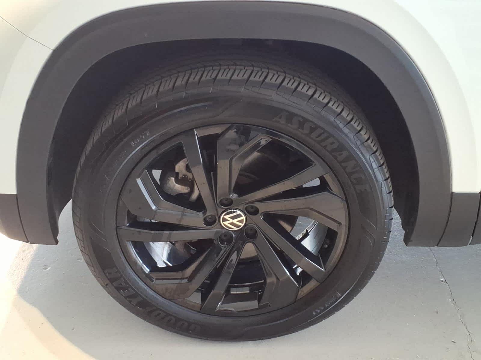 2023 Volkswagen Atlas 3.6L V6 SE w/Technology 4MOTION