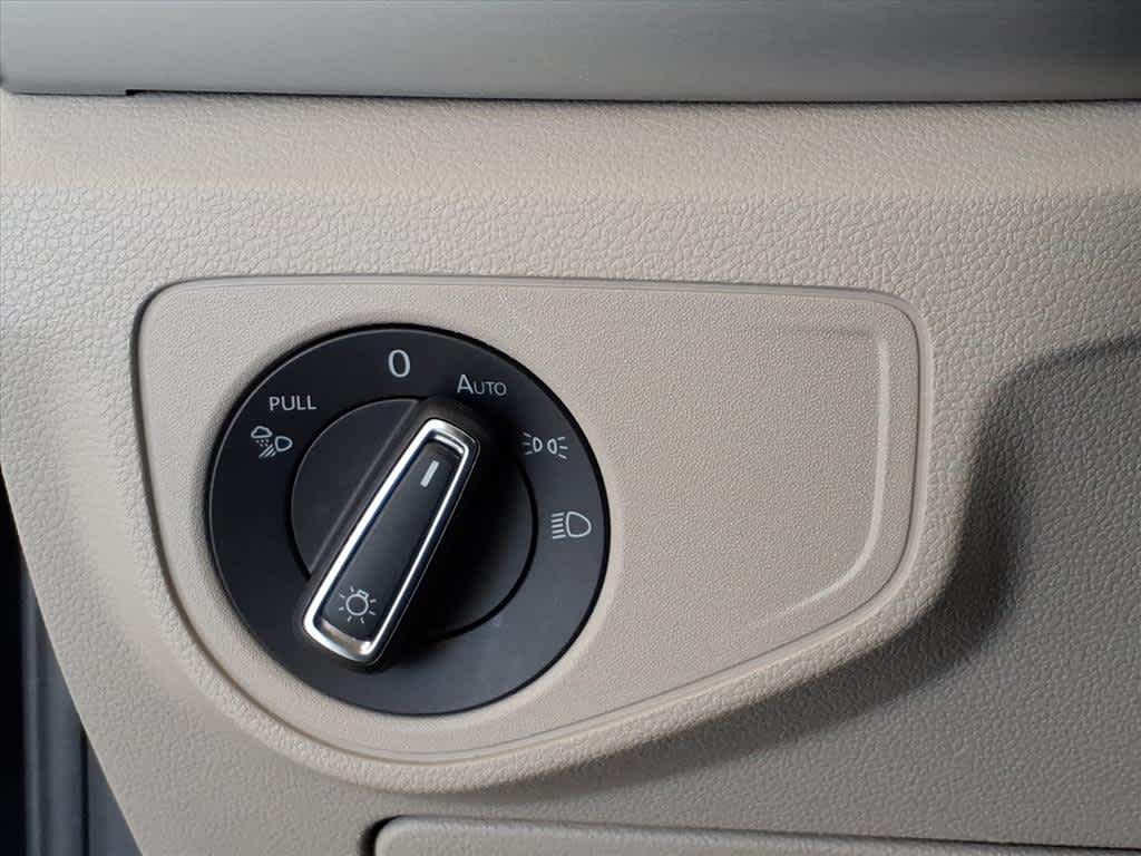 2022 Volkswagen Atlas 2.0T SE w/Technology 4MOTION