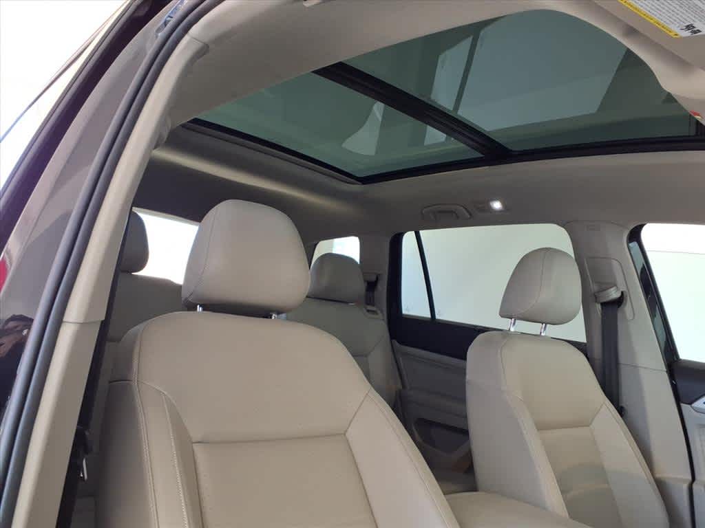 2022 Volkswagen Atlas 2.0T SE w/Technology 4MOTION