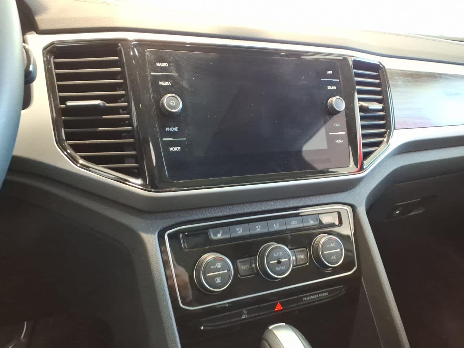 2023 Volkswagen Atlas 3.6L V6 SE w/Technology 4MOTION