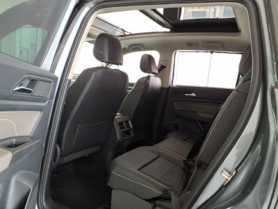 2023 Volkswagen Atlas 3.6L V6 SE w/Technology 4MOTION