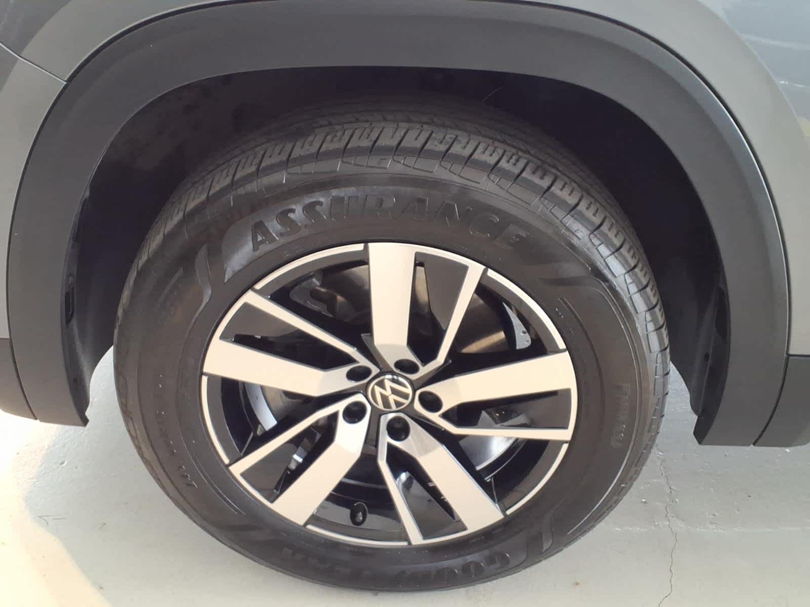 2023 Volkswagen Atlas 2.0T SE 4MOTION