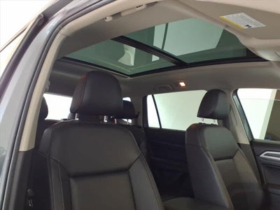 2020 Volkswagen Atlas 3.6L V6 SE w/Technology R-Line 4MOTION