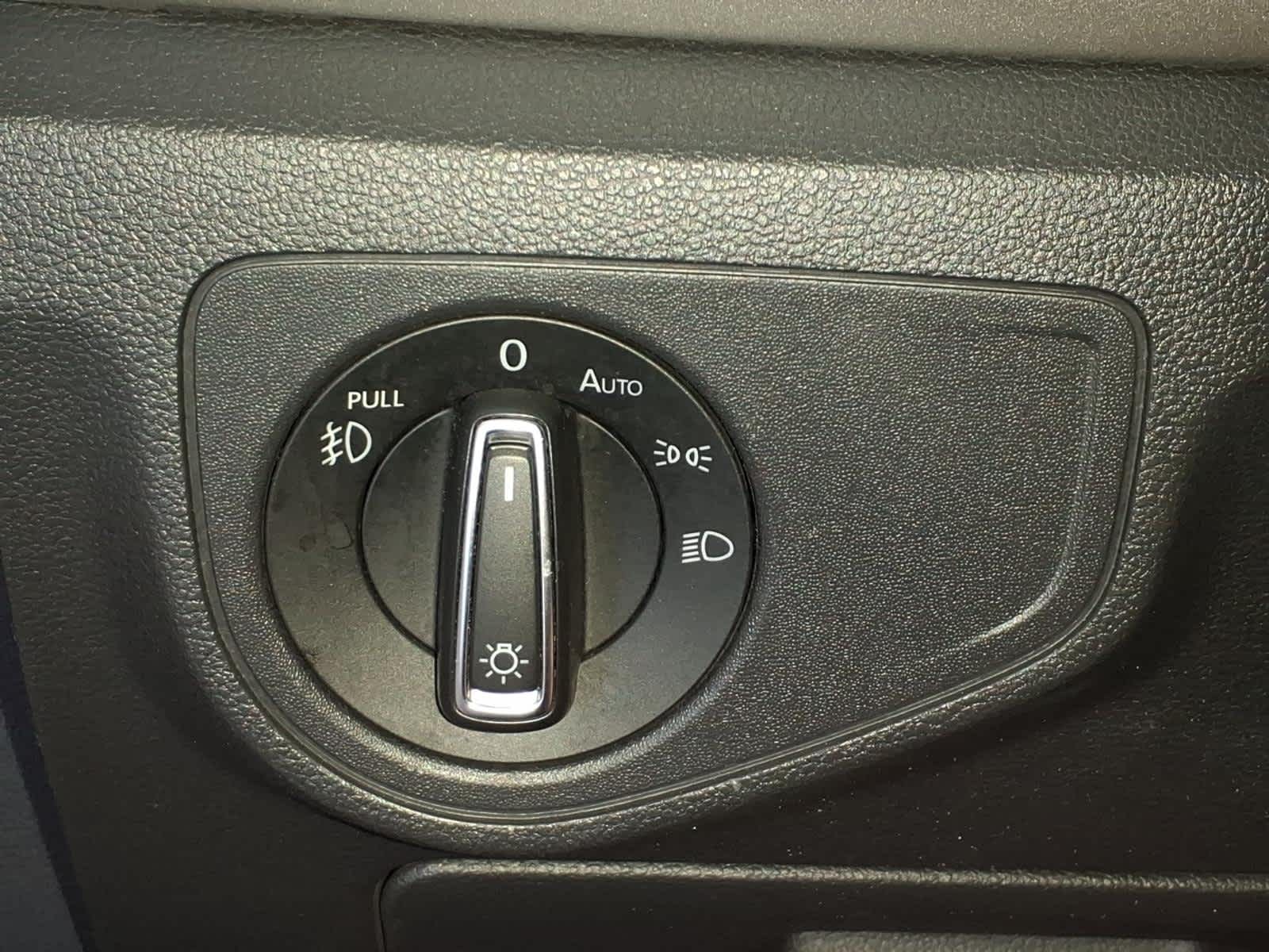 2019 Volkswagen Atlas 3.6L V6 SE w/Technology 4MOTION