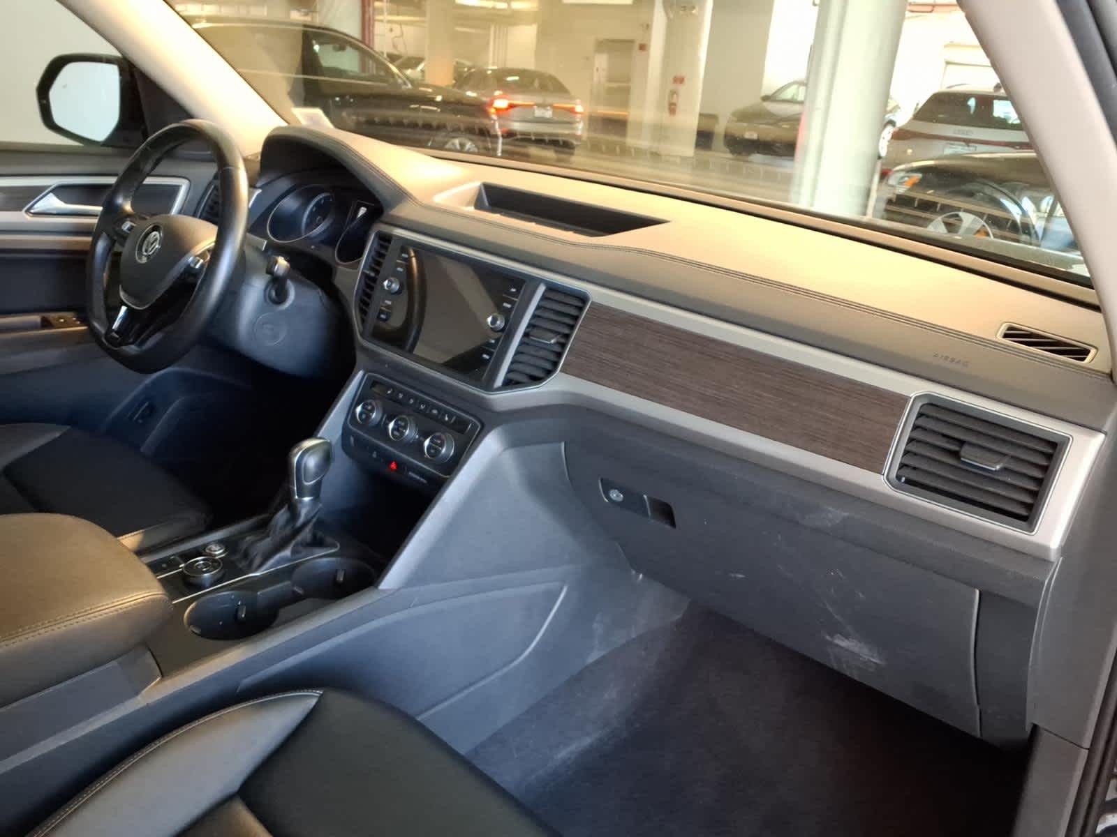 2019 Volkswagen Atlas 3.6L V6 SE w/Technology 4MOTION