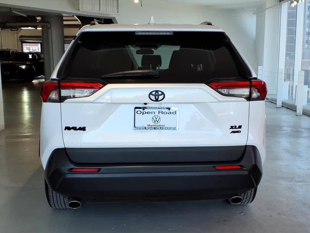2023 Toyota RAV4 XLE AWD