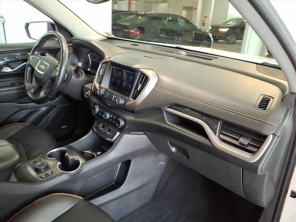 2022 GMC Terrain AWD 4dr AT4