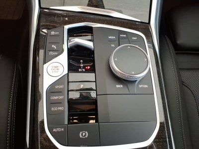 2023 BMW 3 Series 330i xDrive Sedan