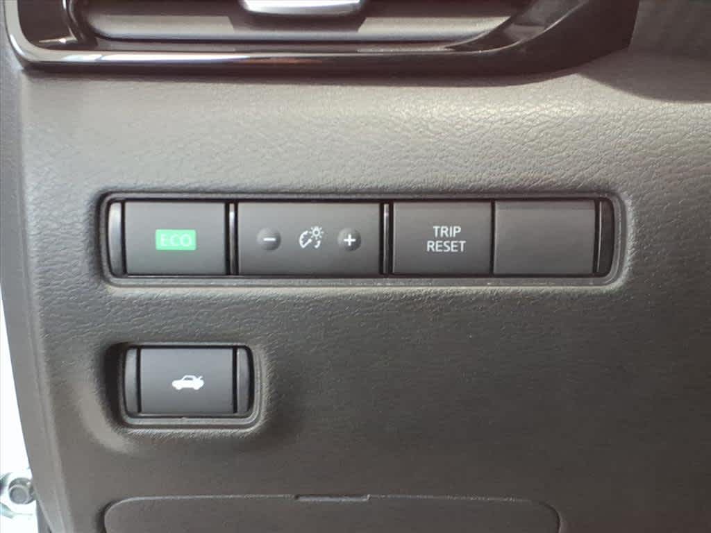 2025 Nissan Sentra SV CVT