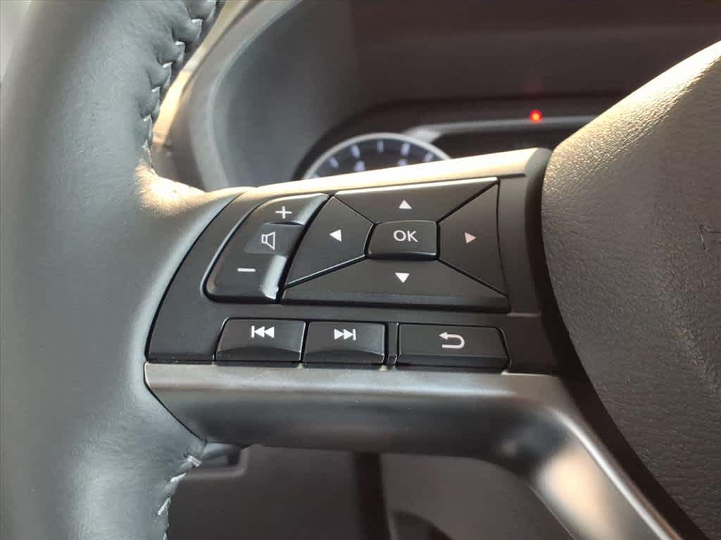 2025 Nissan Sentra SV CVT