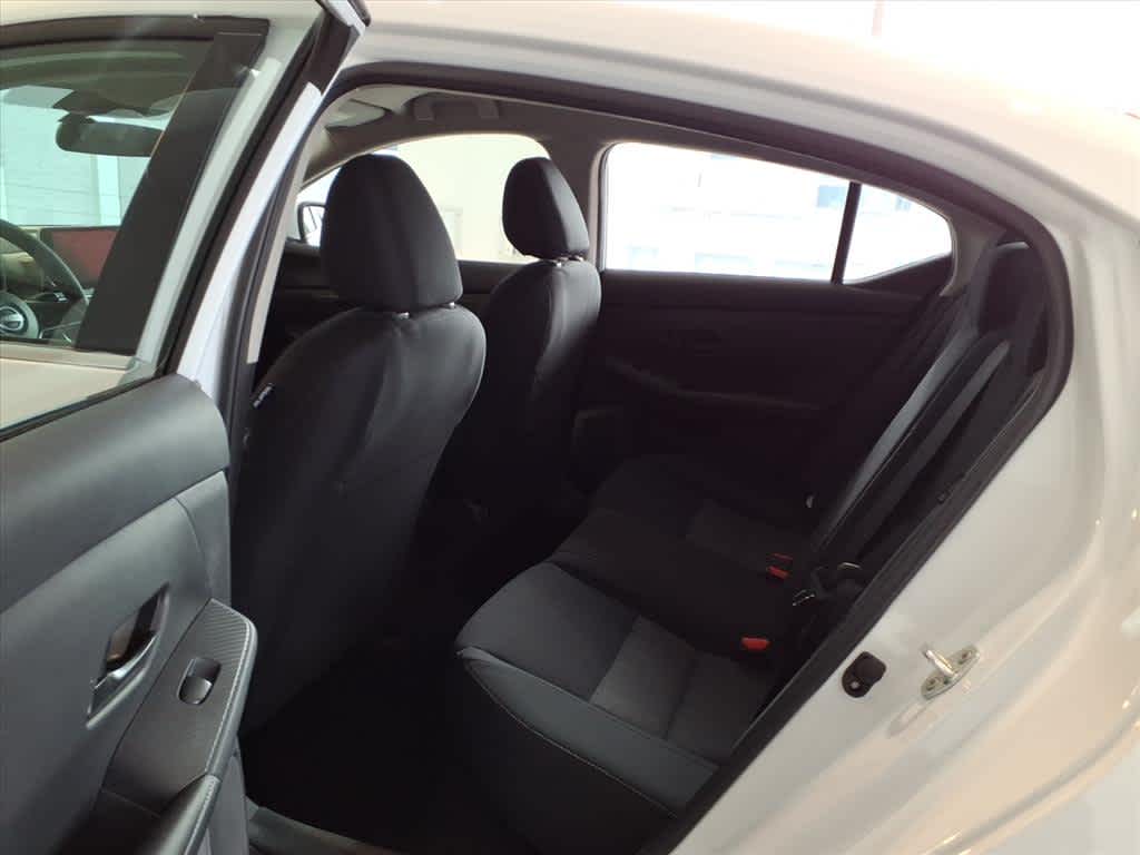 2025 Nissan Sentra SV CVT