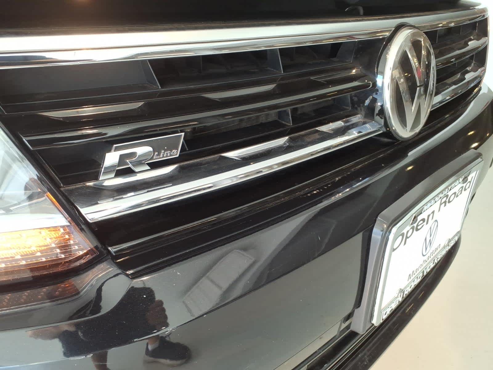 2020 Volkswagen Tiguan 2.0T SE R-Line Black 4MOTION