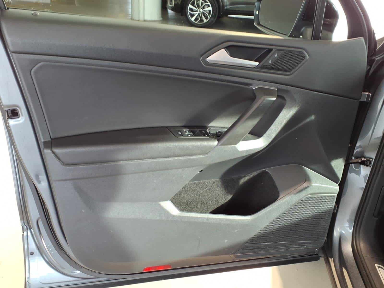 2021 Volkswagen Tiguan 2.0T SE R-Line Black 4MOTION