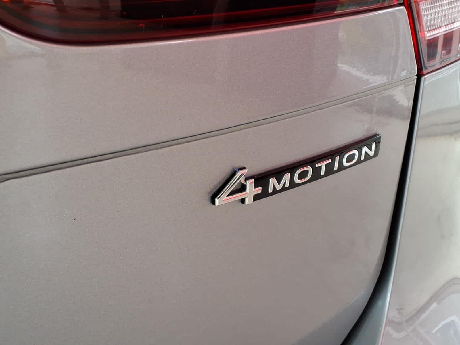 2022 Volkswagen Tiguan 2.0T SE 4MOTION
