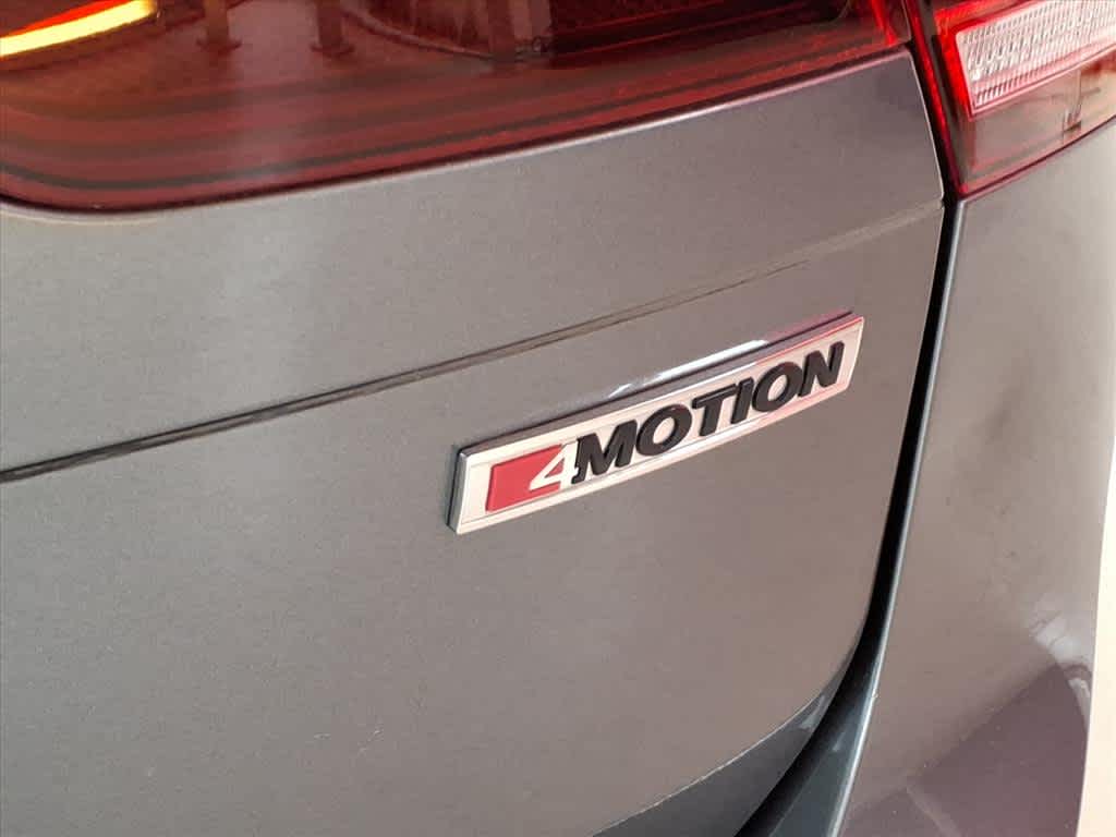 2021 Volkswagen Tiguan 2.0T SE R-Line Black 4MOTION