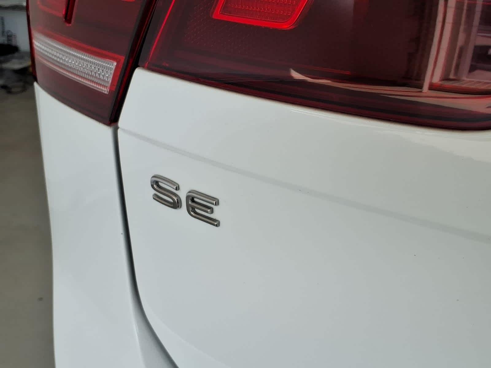 2024 Volkswagen Tiguan 2.0T SE 4MOTION