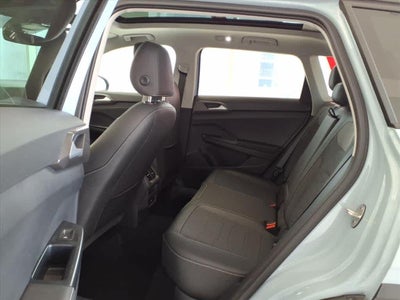 2025 Volkswagen Taos SE Black 4MOTION