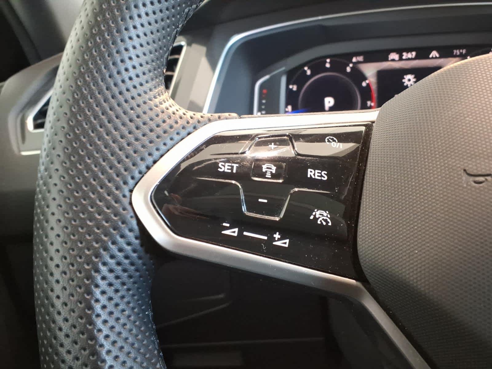 2023 Volkswagen Tiguan 2.0T SEL R-Line 4MOTION