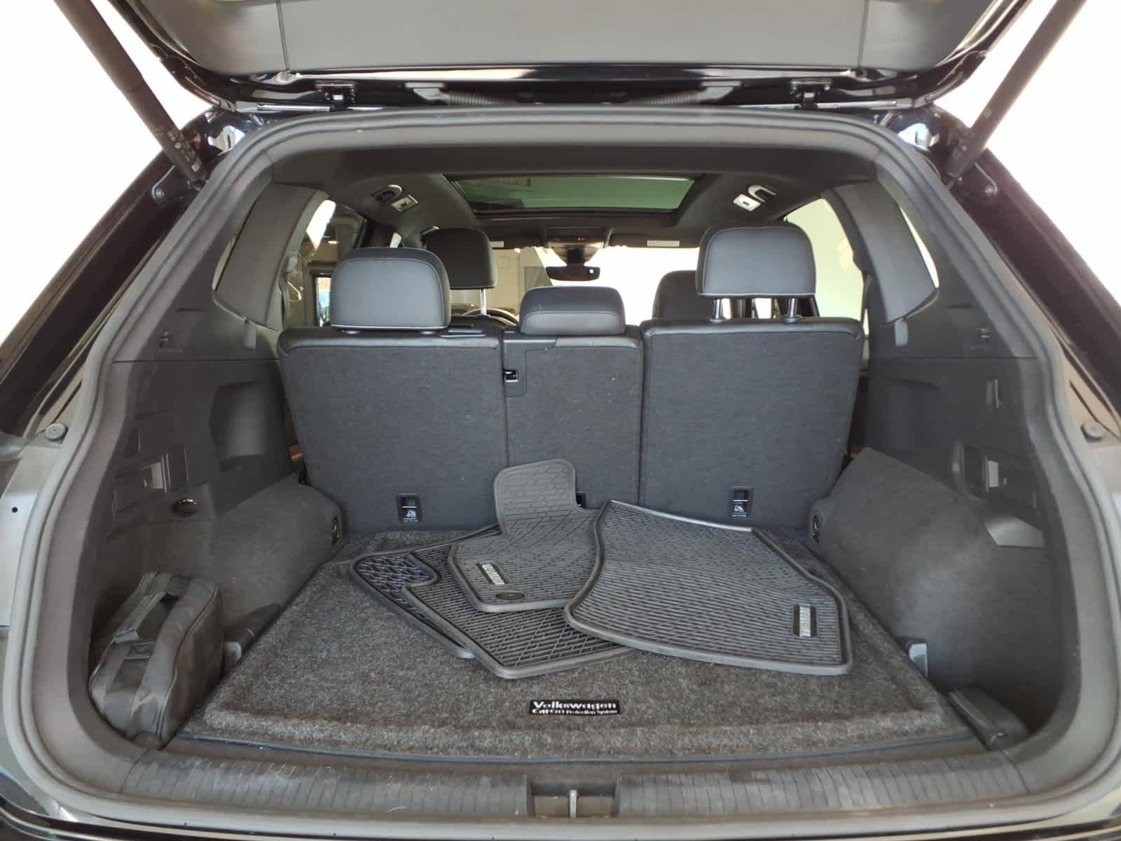 2023 Volkswagen Tiguan 2.0T SEL R-Line 4MOTION