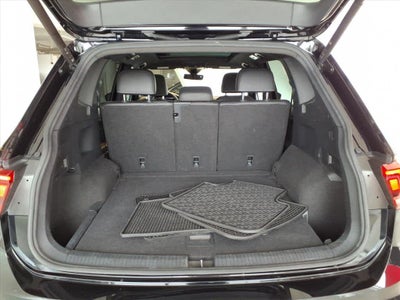 2022 Volkswagen Tiguan 2.0T SEL R-Line 4MOTION