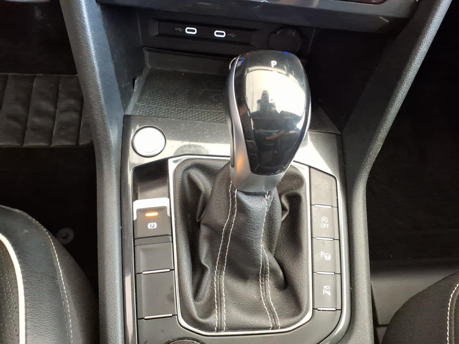 2022 Volkswagen Tiguan 2.0T SEL R-Line 4MOTION