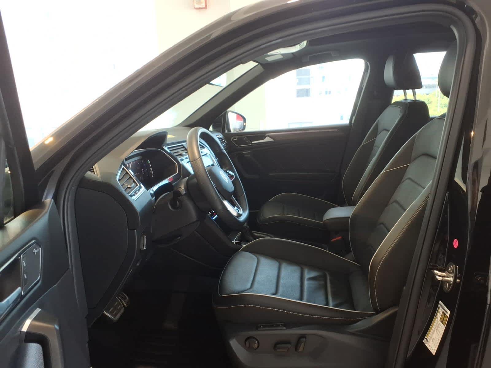 2024 Volkswagen Tiguan 2.0T SEL R-Line 4MOTION