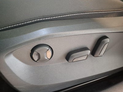 2023 Volkswagen Taos SEL 4MOTION