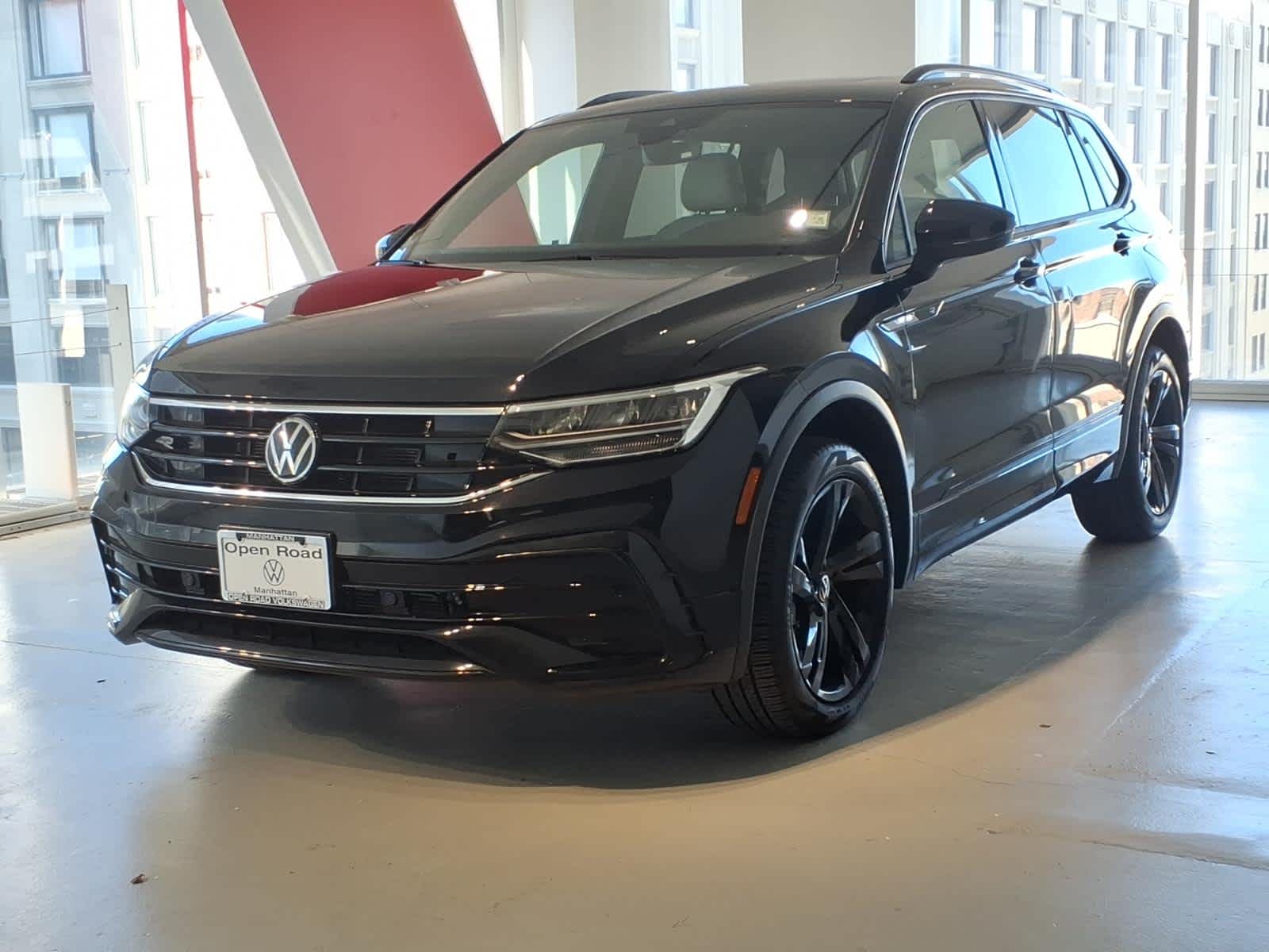 2024 Volkswagen Tiguan 2.0T SE R-Line Black 4MOTION
