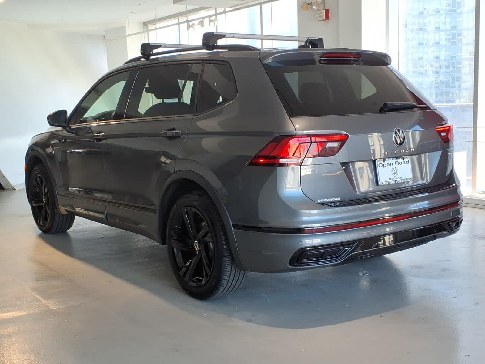 2024 Volkswagen Tiguan 2.0T SE R-Line Black 4MOTION
