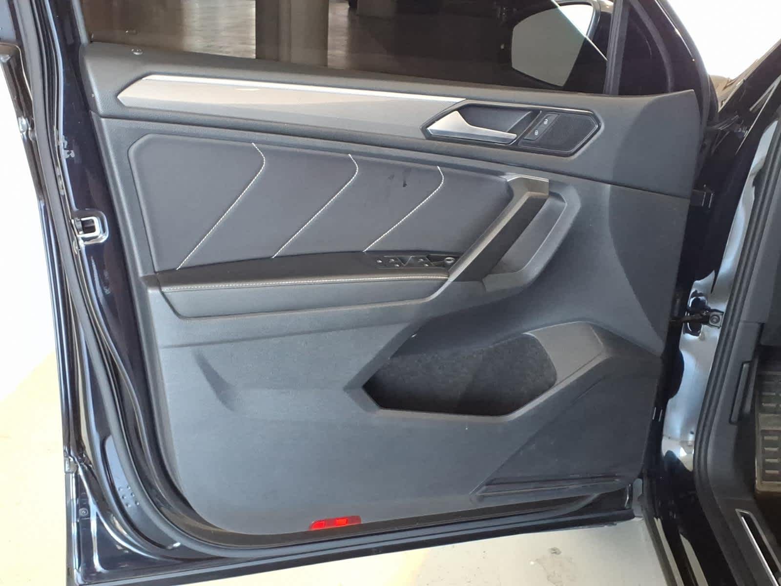 2023 Volkswagen Tiguan 2.0T SE R-Line Black 4MOTION