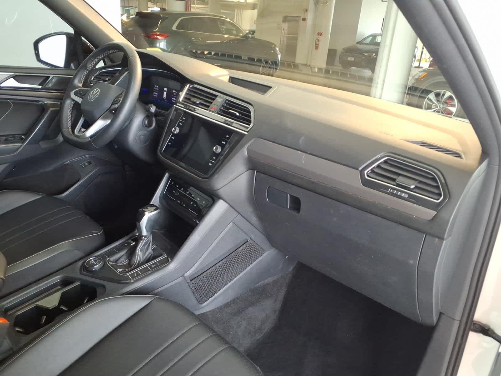 2023 Volkswagen Tiguan 2.0T SE R-Line Black 4MOTION