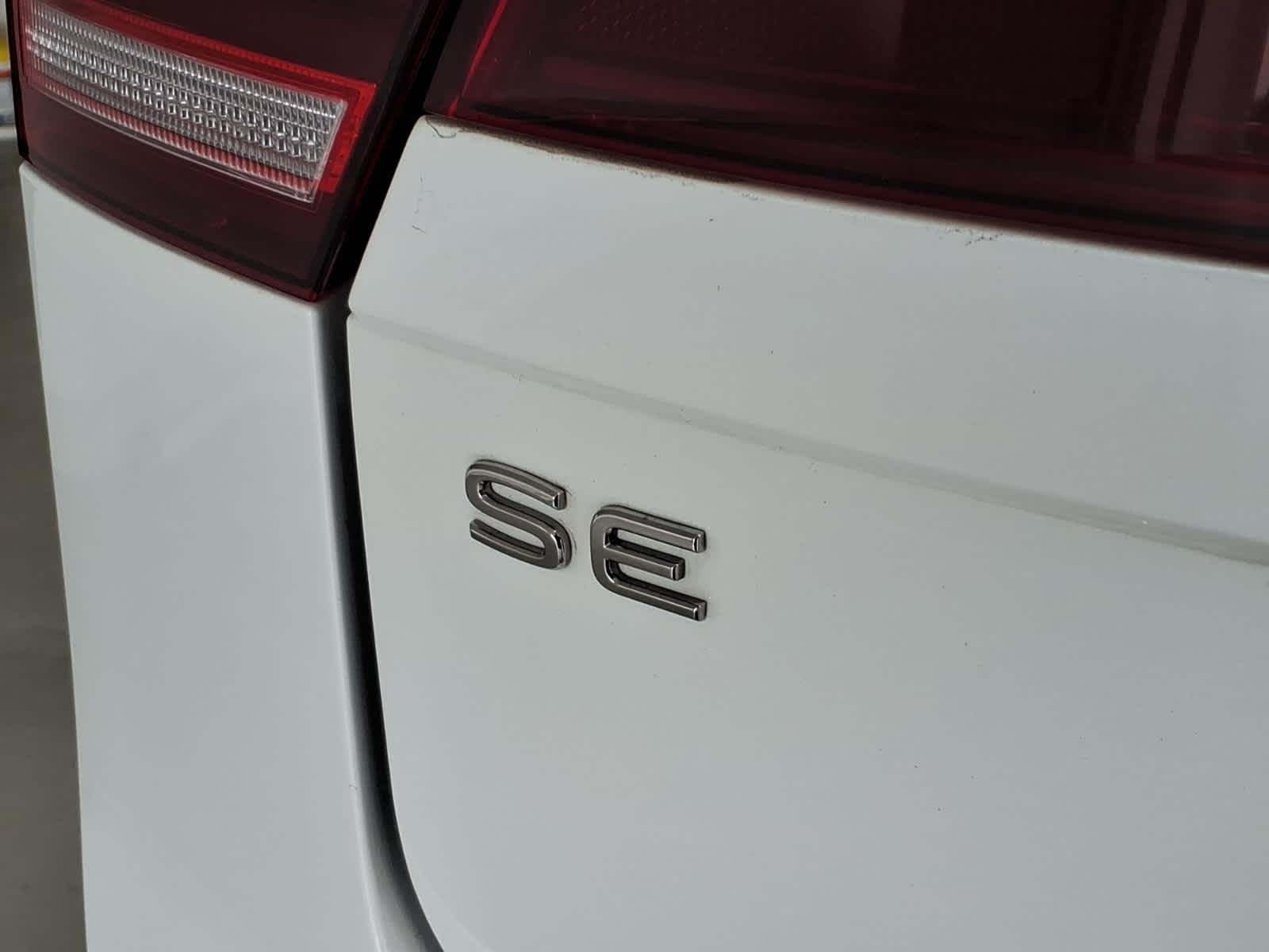 2022 Volkswagen Tiguan 2.0T SE R-Line Black 4MOTION
