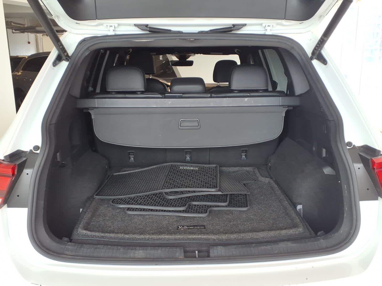 2022 Volkswagen Tiguan 2.0T SE R-Line Black 4MOTION