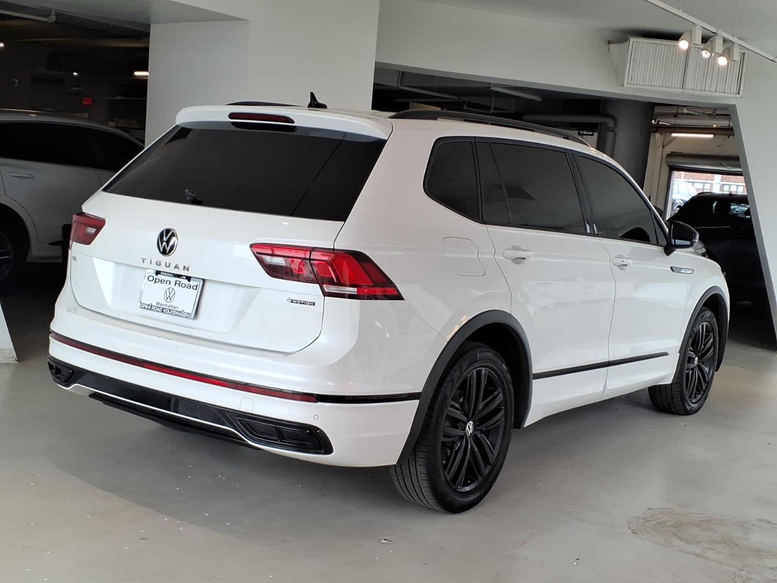 2022 Volkswagen Tiguan 2.0T SE R-Line Black 4MOTION