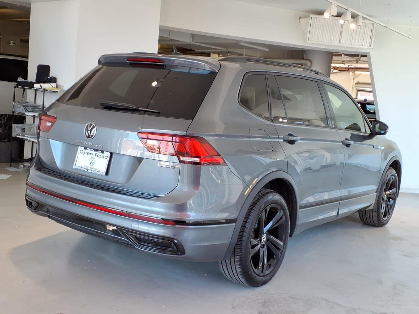 2024 Volkswagen Tiguan 2.0T SE R-Line Black 4MOTION