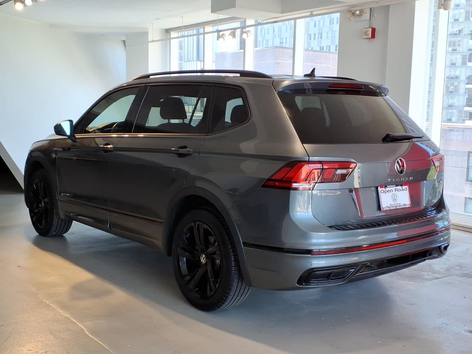 2024 Volkswagen Tiguan 2.0T SE R-Line Black 4MOTION
