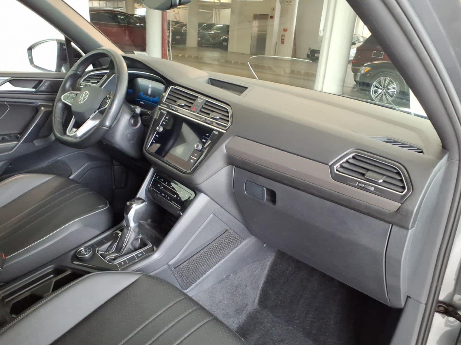 2023 Volkswagen Tiguan 2.0T SE R-Line Black 4MOTION